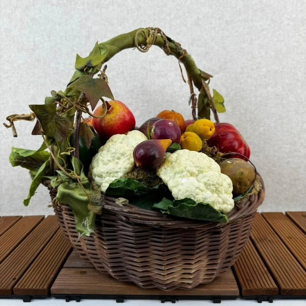 Vtg Autumn Harvest Cornucopia Basket Faux Fall Vegetables Fruits Decor